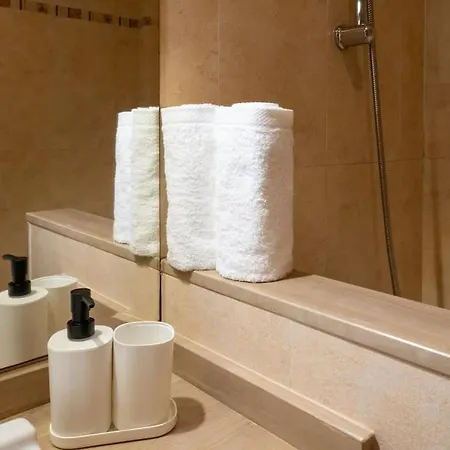 Centro 3hab Parking Incluido & Wifi 5pax ツ By Rias Baixas * ויגו