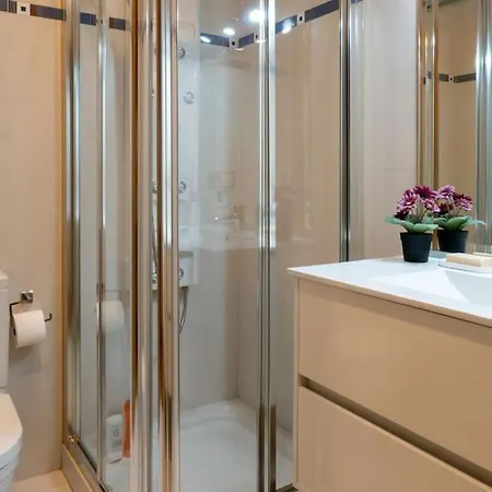 Centro 3hab Parking Incluido & Wifi 5pax ツ By Rias Baixas * ויגו