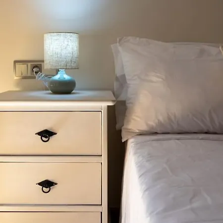 Centro 3hab Parking Incluido & Wifi 5pax ツ By Rias Baixas ויגו