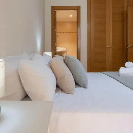 Centro 3hab Parking Incluido & Wifi 5pax ツ By Rias Baixas דירה ויגו